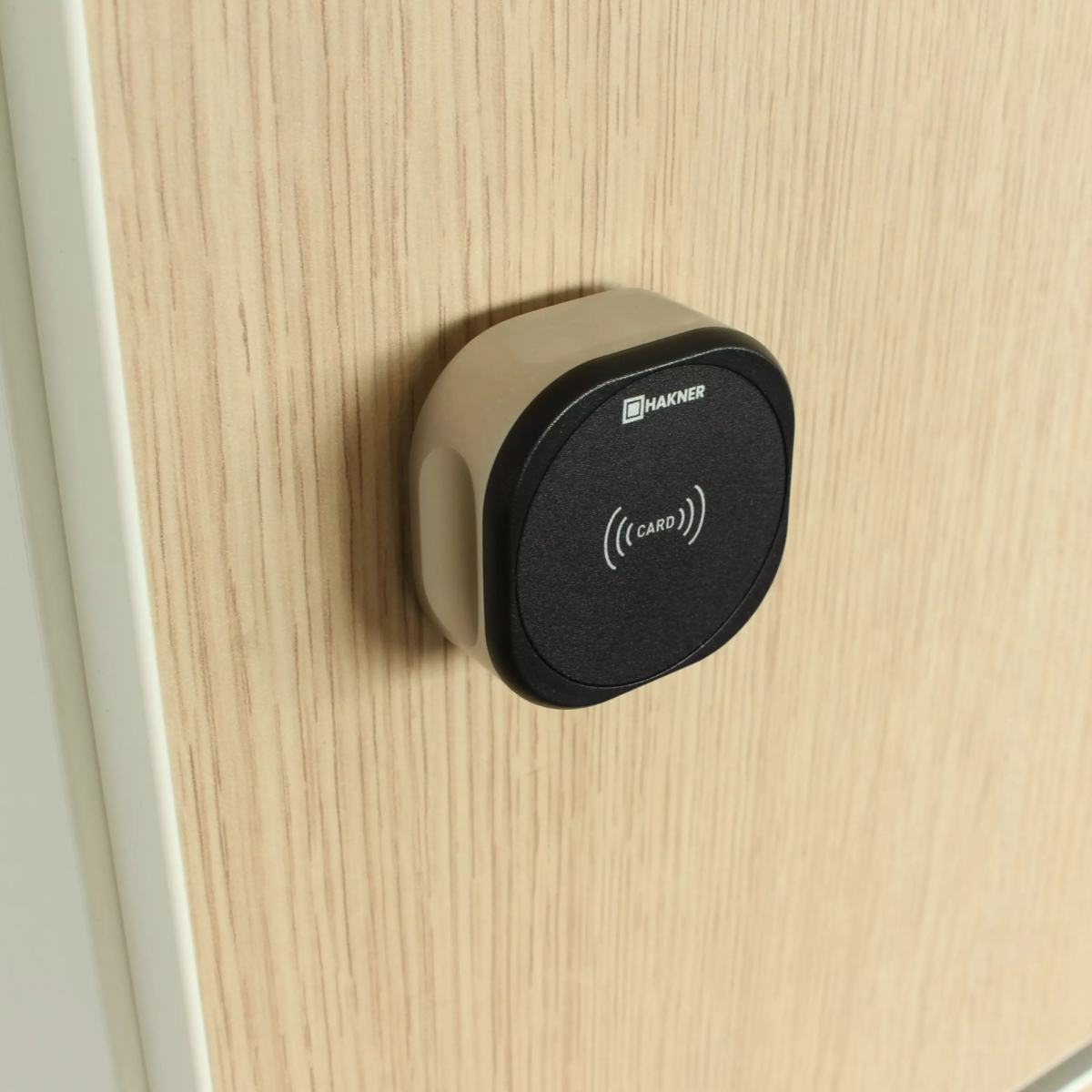 Zamek RFID na kartę ROXI-K Hakner kolor mat chrome